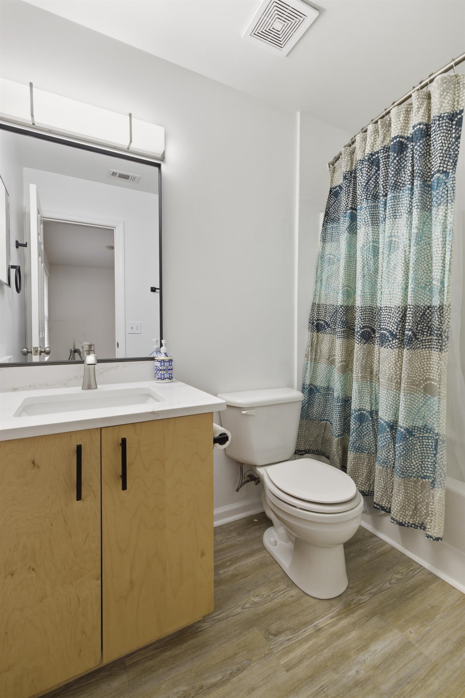 2403 Hartsfield Road, Unit 607 Tallahassee, FL 32303 - Photo 16 of 46