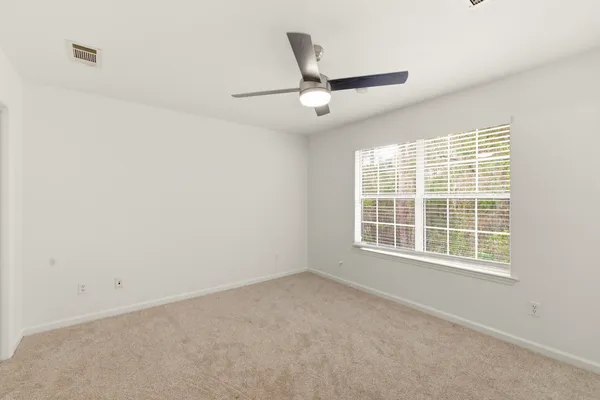 $169,900 | 2403 Hartsfield Road, Unit 607, Tallahassee, FL 32303