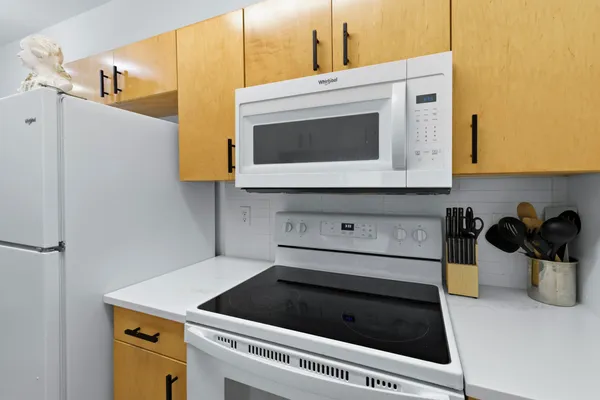 $175,000 | 2403 Hartsfield Road, Unit 607, Tallahassee, FL 32303