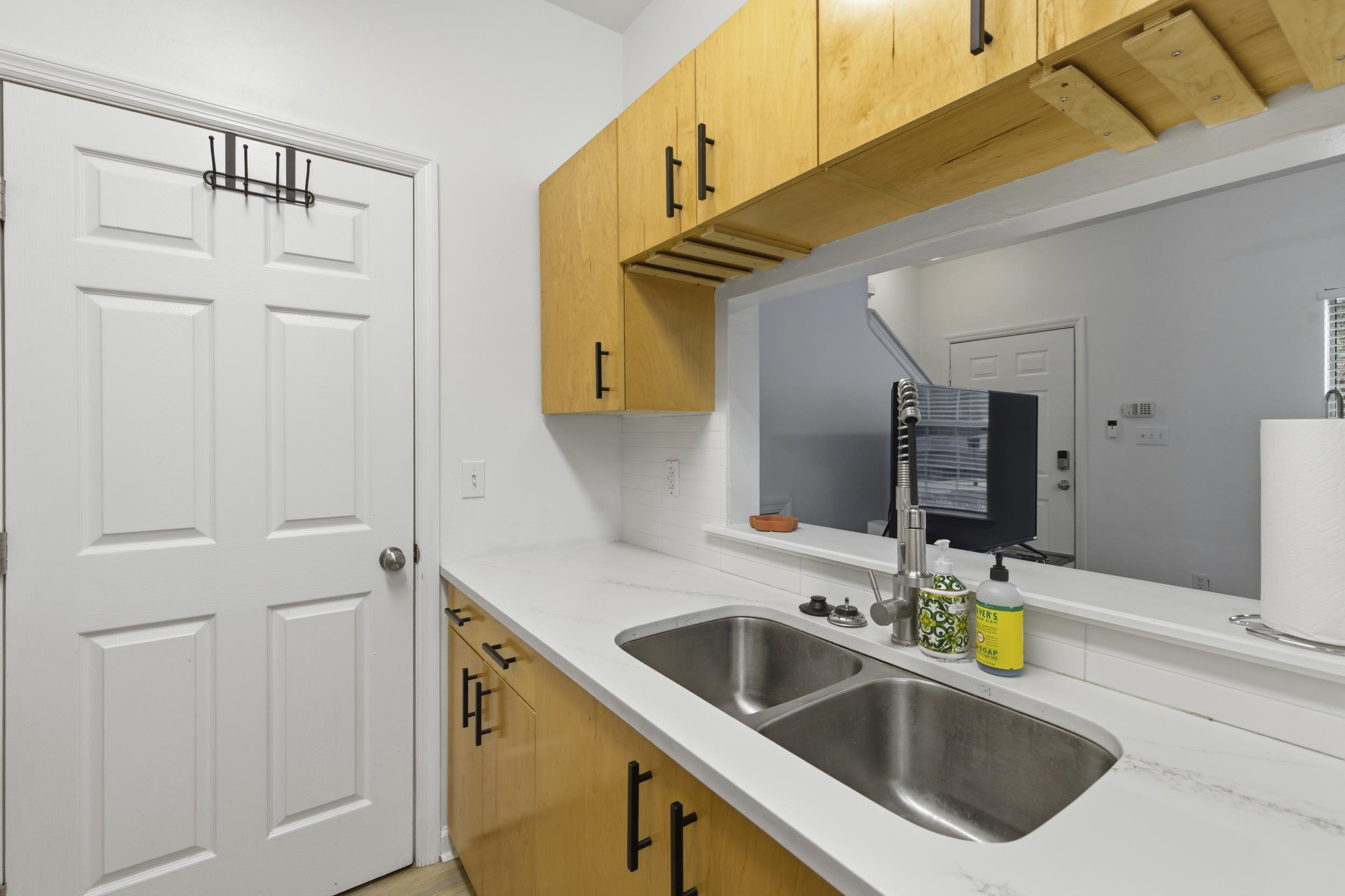 2403 Hartsfield Road, Unit 607 Tallahassee, FL 32303 - Photo 30 of 46