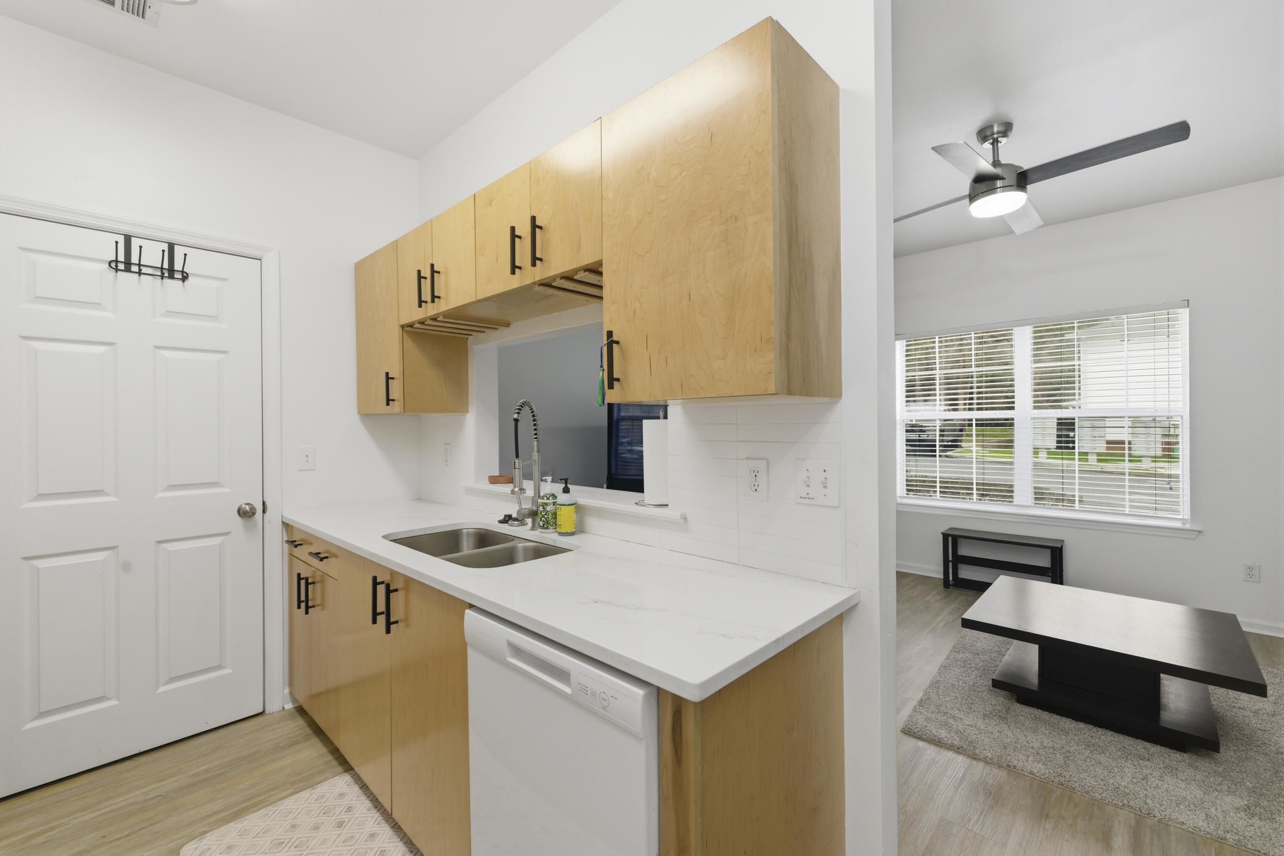 2403 Hartsfield Road, Unit 607 Tallahassee, FL 32303 - Photo 33 of 46