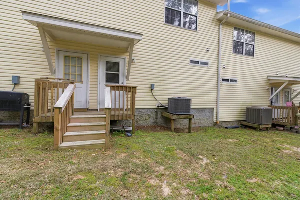 $169,900 | 2403 Hartsfield Road, Unit 607, Tallahassee, FL 32303