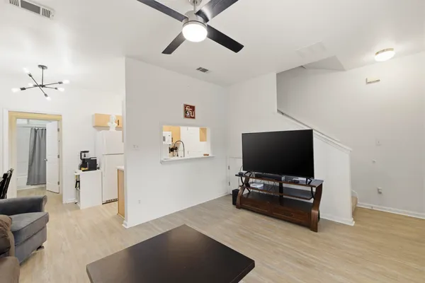 $169,900 | 2403 Hartsfield Road, Unit 607, Tallahassee, FL 32303