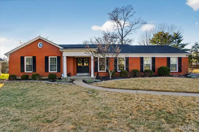 $600,000 | 14778 Plumas Drive, Chesterfield, MO 63017