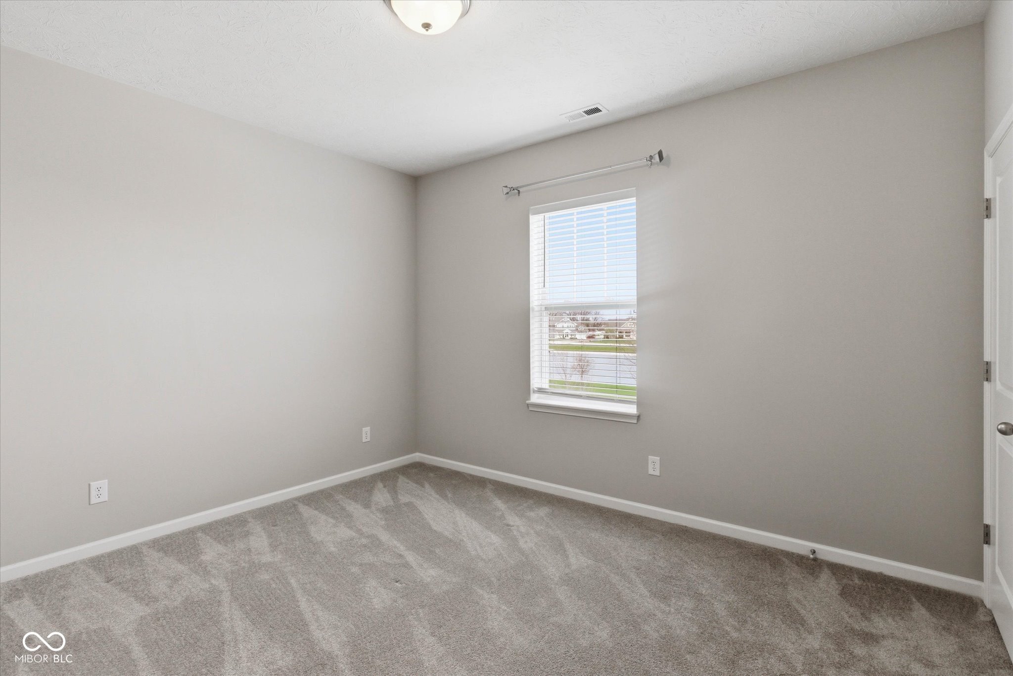 10619 Hinterland Drive Fishers, IN 46038 - Photo 26 of 40