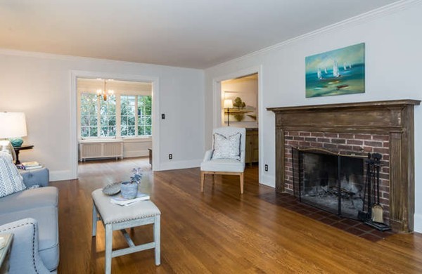 109 Dover Road Longmeadow, MA 01106 - Photo 4 of 30 Gallery Image 4