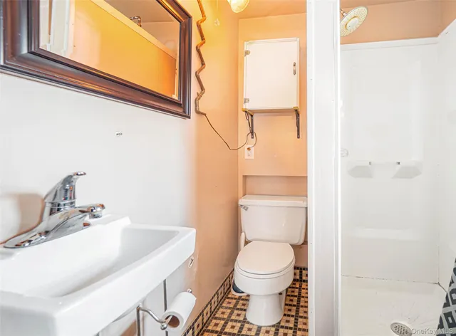 $349,900 | 140 North Main Street, Florida, NY 10921