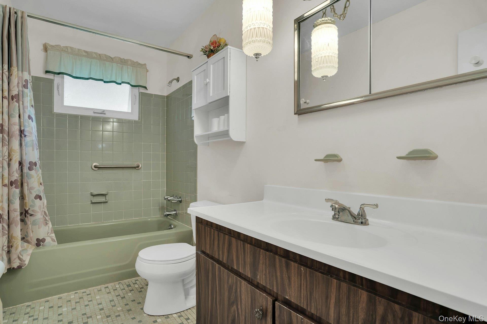 111 Daly Road East Northport, NY 11731 - Photo 19 of 38