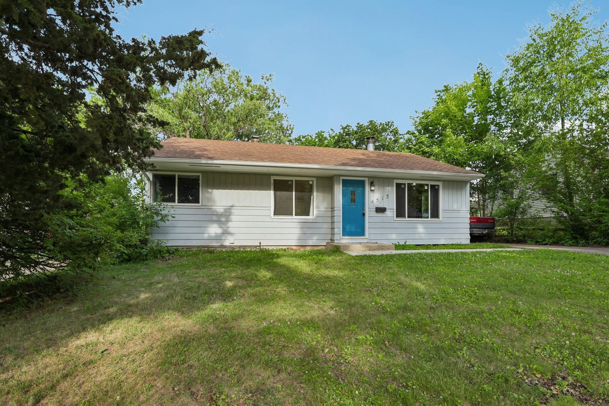 4513 Esch Lane Madison, WI 53704 - Photo 32 of 37