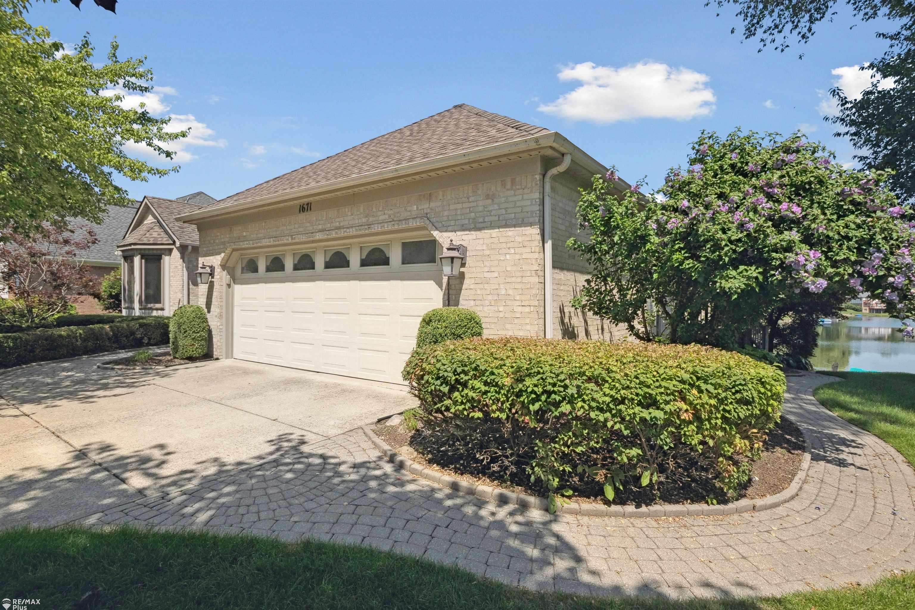 1671 South Shore Drive Rochester Hills, MI 48307 - Photo 52 of 77