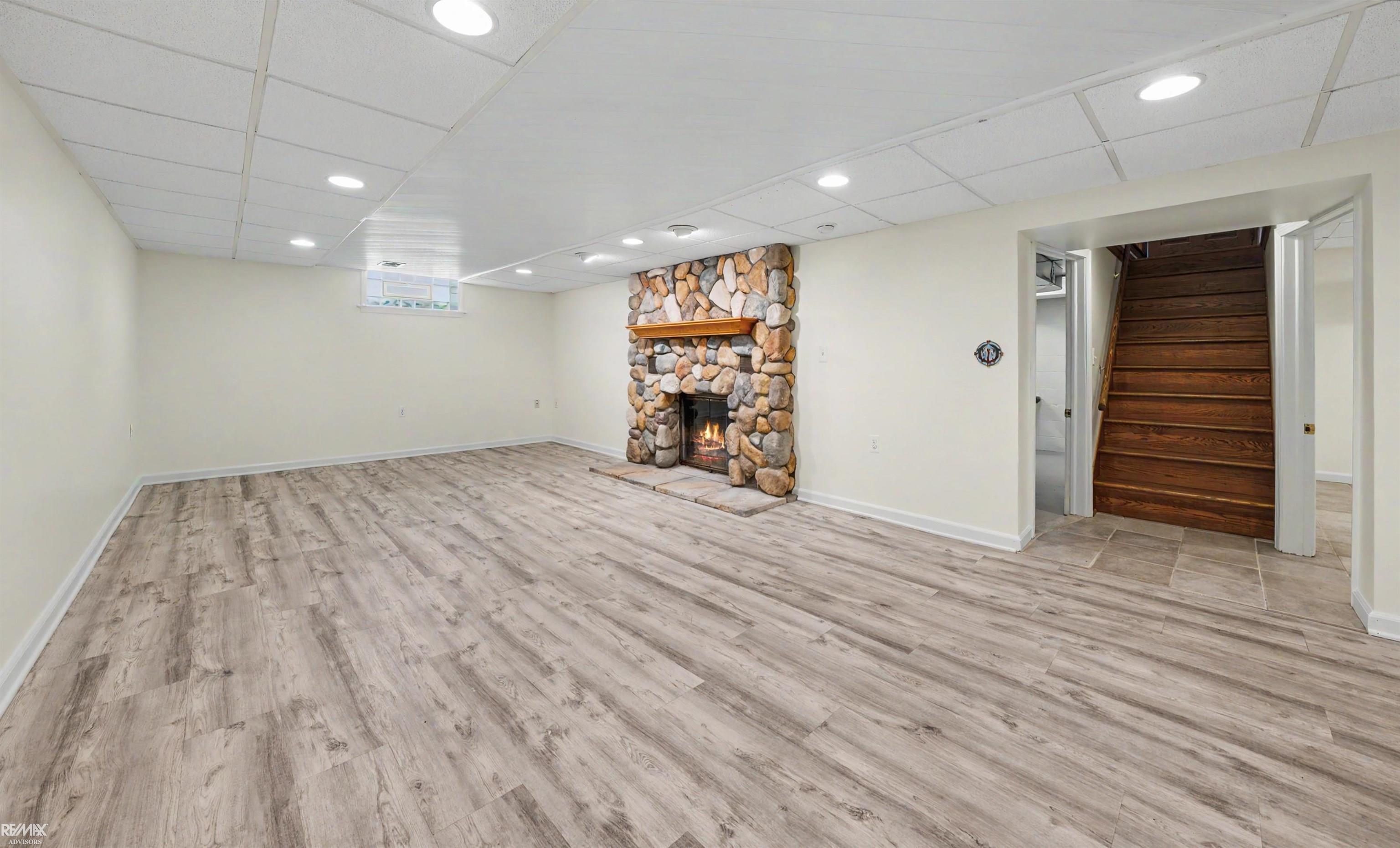 28900 South River Road Harrison Township, MI 48045 - Photo 45 of 81