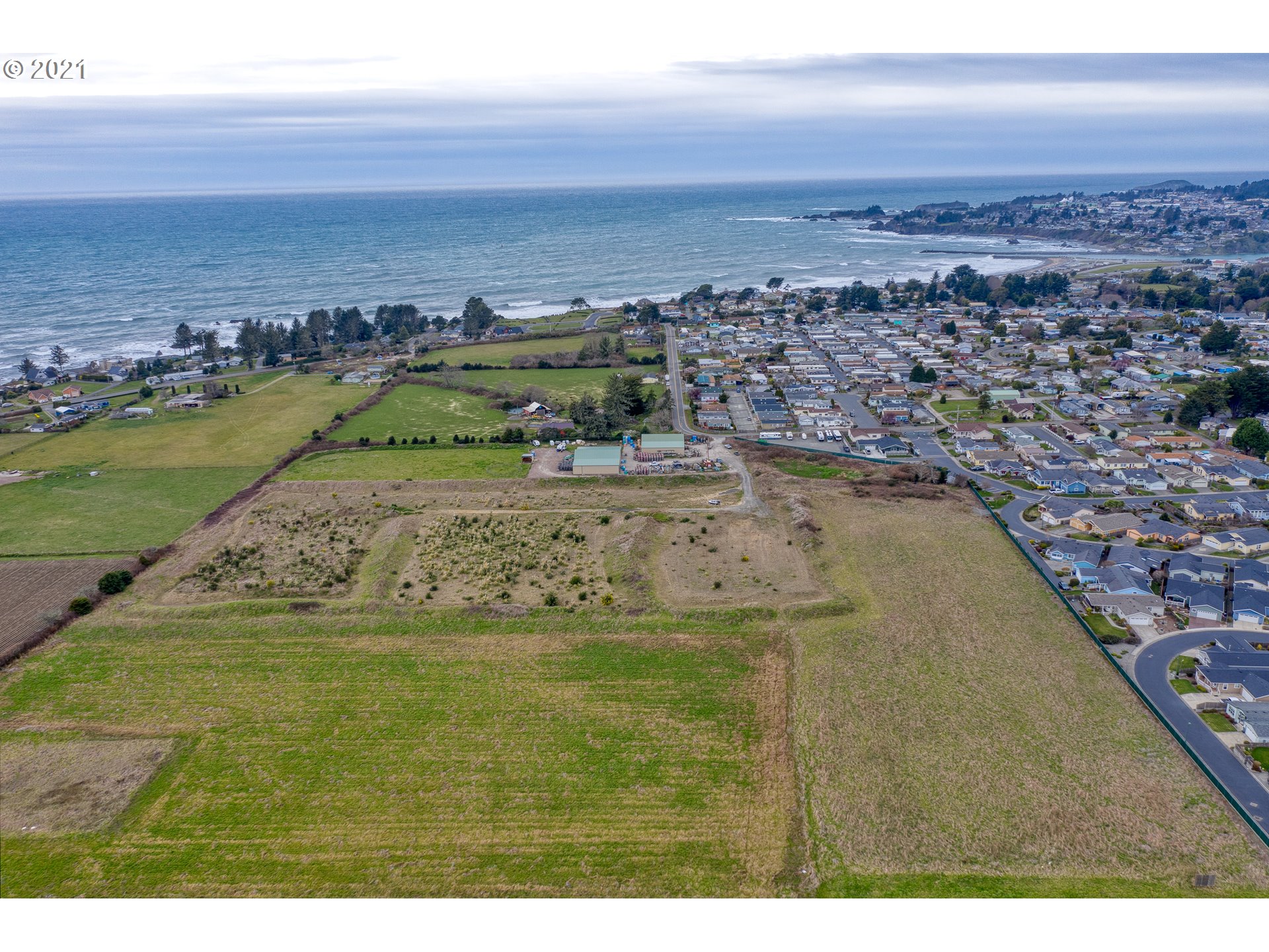 Olsen Lane, Unit 103 Brookings, OR 97415 - Photo 17 of 20
