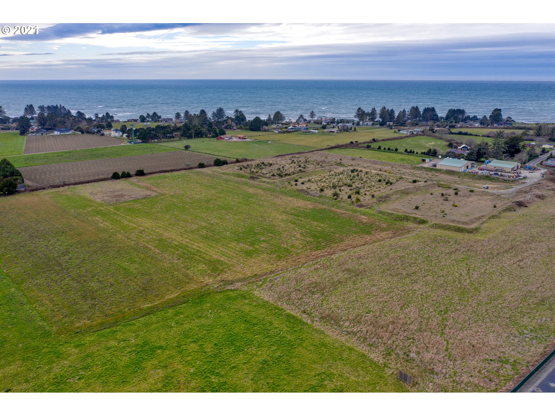 Olsen Lane, Unit 103 Brookings, OR 97415 - Photo 18 of 20