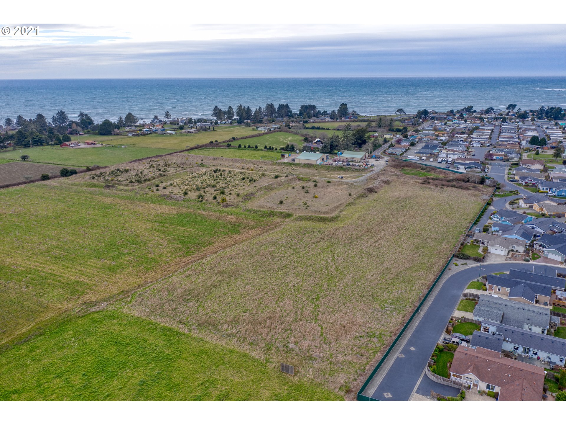 Olsen Lane, Unit 103 Brookings, OR 97415 - Photo 19 of 20