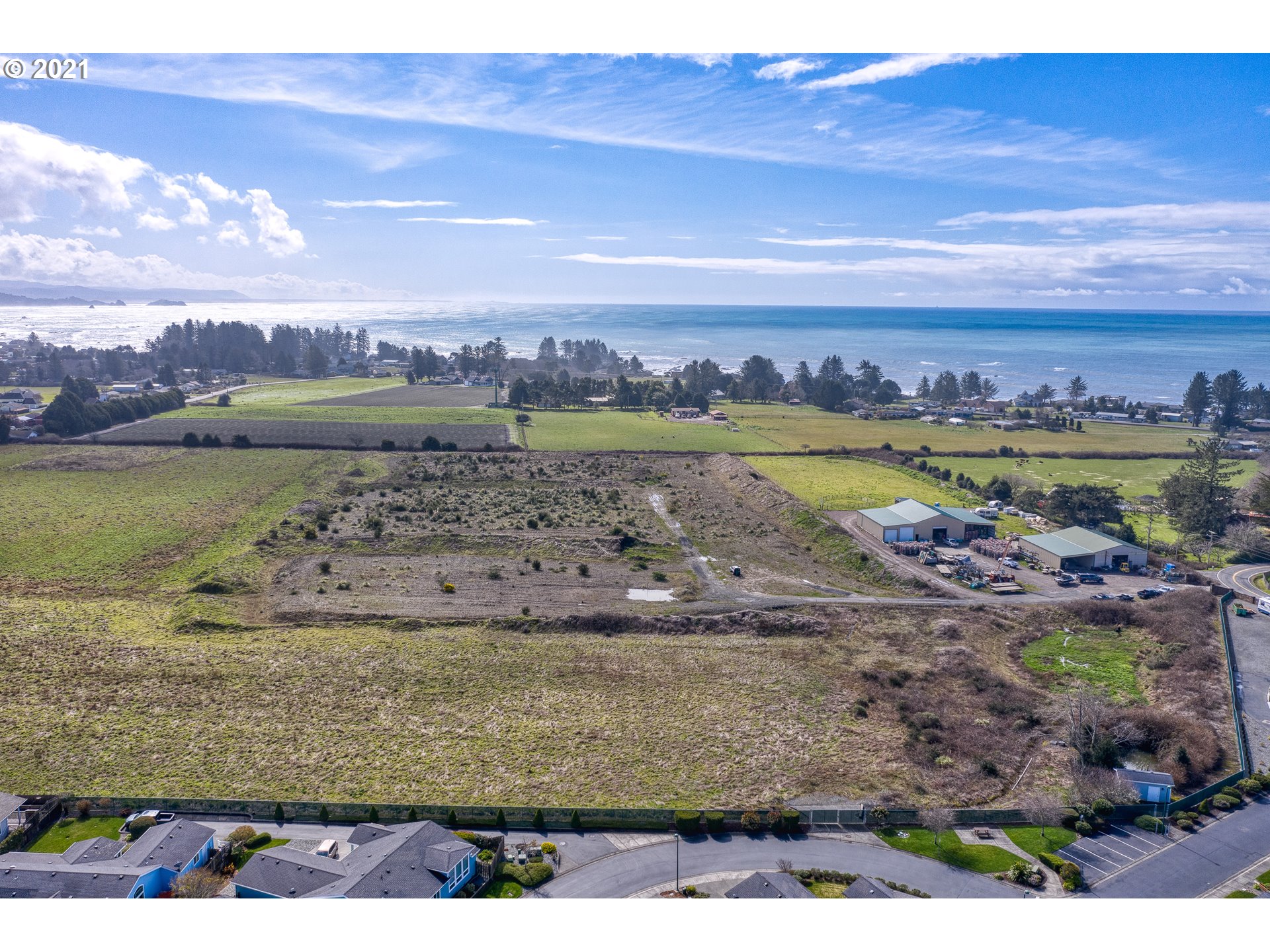 Olsen Lane, Unit 103 Brookings, OR 97415 - Photo 9 of 20