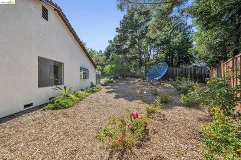$895,000 | 5672 Torrey Pine Court, El Sobrante, CA 94803
