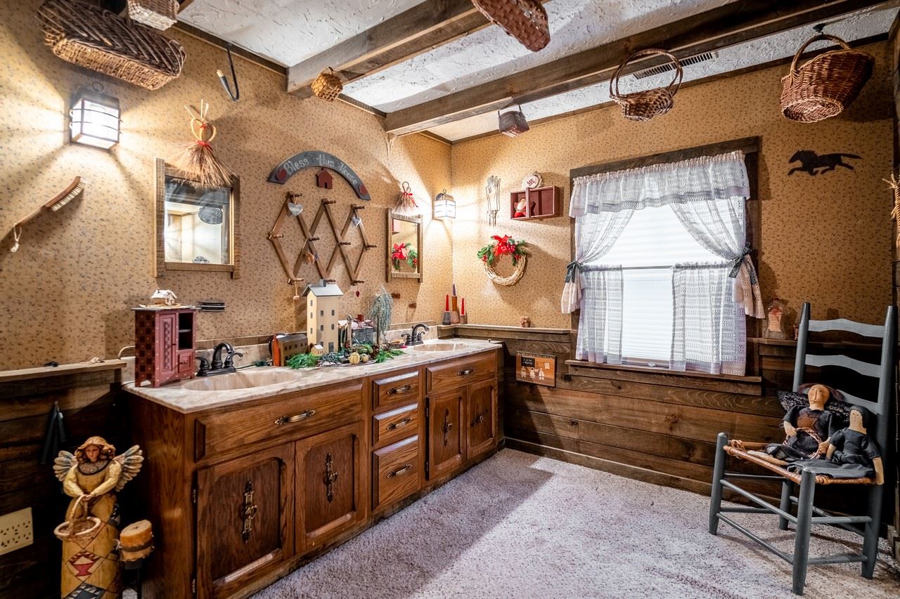 10230 Monroeville Road Fort Wayne, IN 46816 - Photo 17 of 35