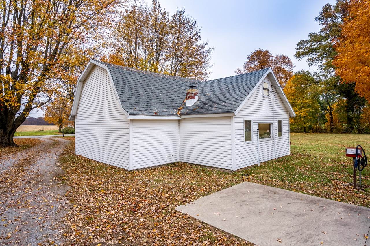 10230 Monroeville Road Fort Wayne, IN 46816 - Photo 23 of 35
