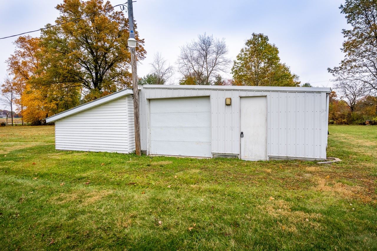10230 Monroeville Road Fort Wayne, IN 46816 - Photo 32 of 35