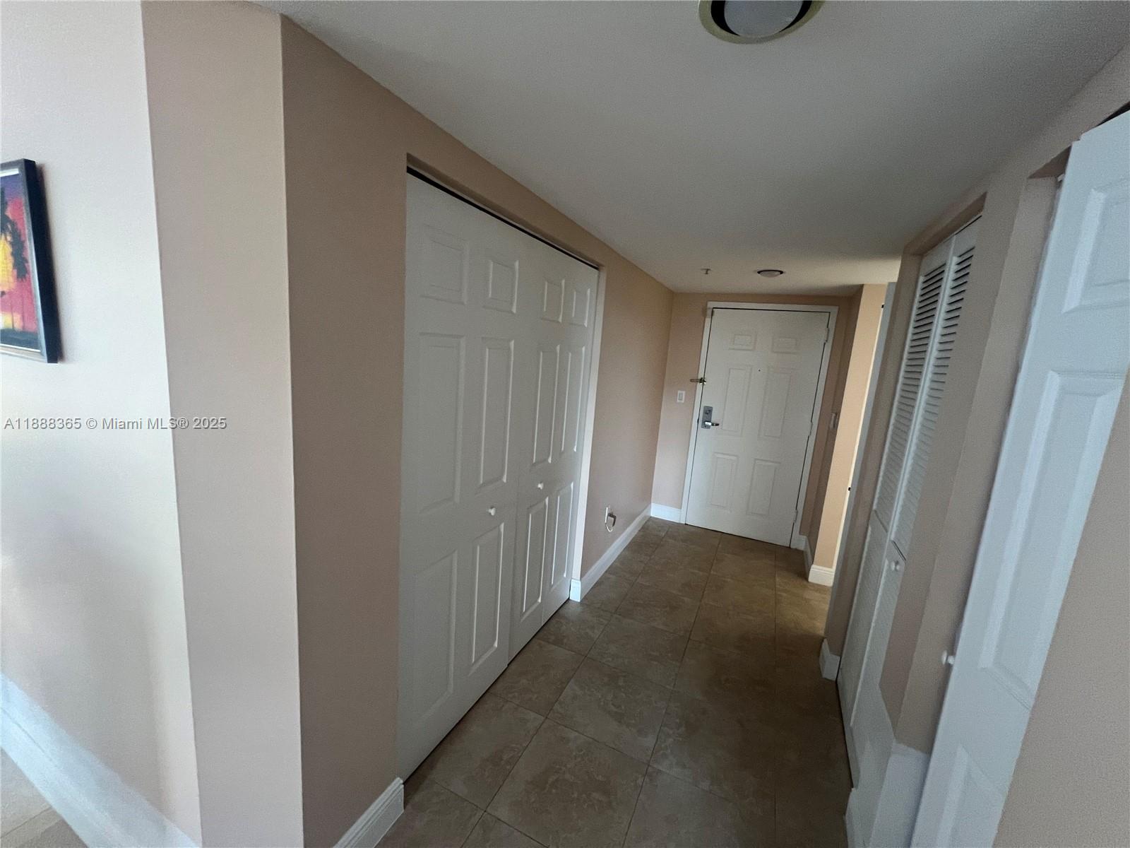 1155 Brickell Bay Drive, Unit 401 Miami, FL 33131 - Photo 13 of 31