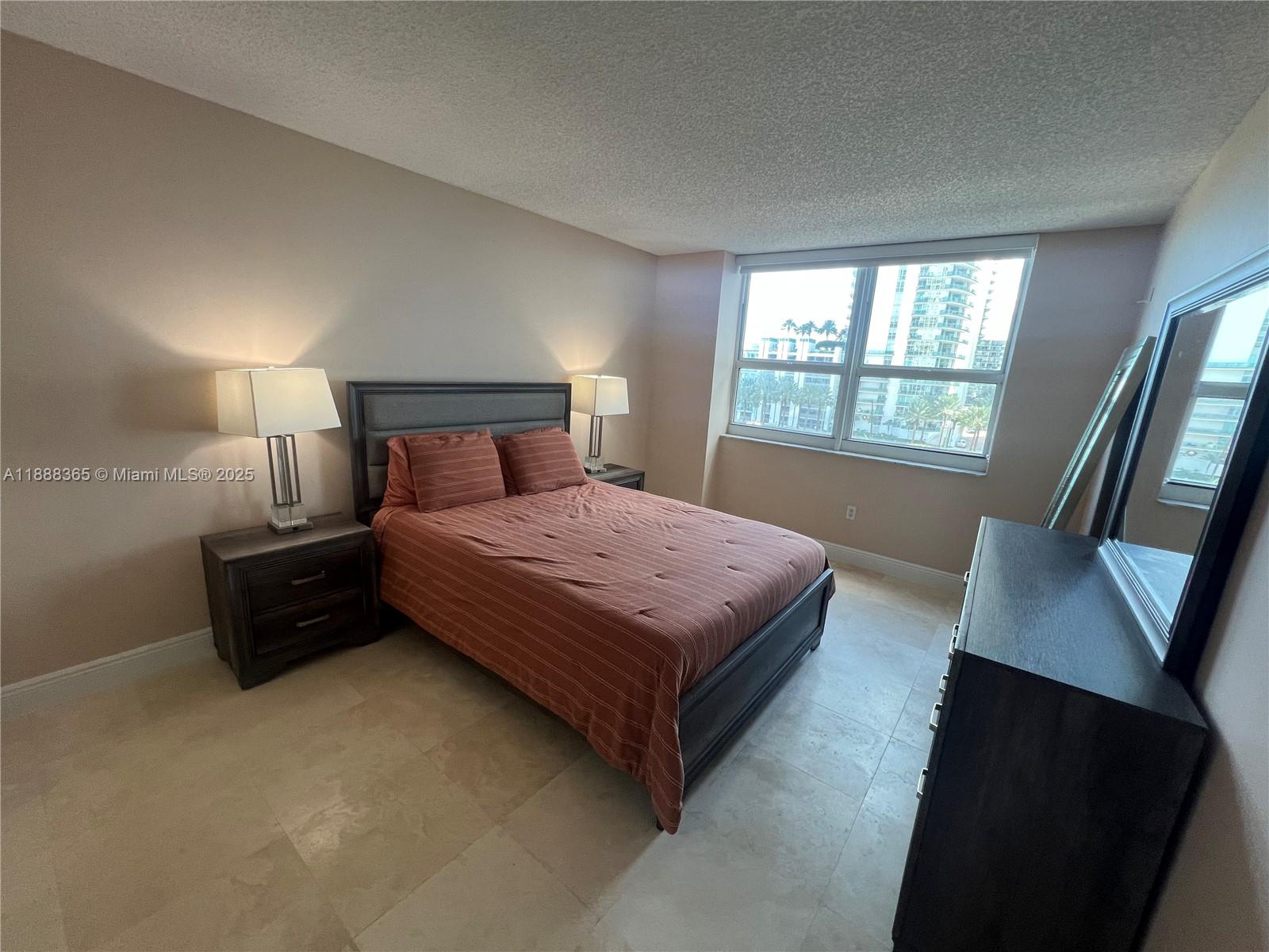 1155 Brickell Bay Drive, Unit 401 Miami, FL 33131 - Photo 14 of 31