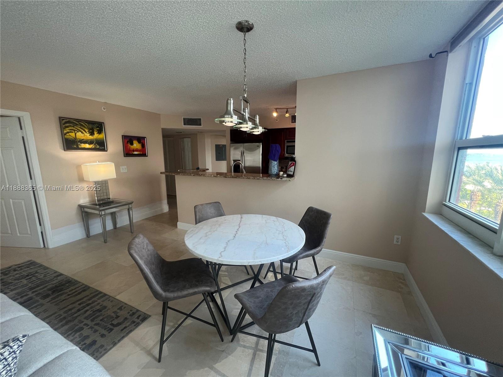 1155 Brickell Bay Drive, Unit 401 Miami, FL 33131 - Photo 6 of 31