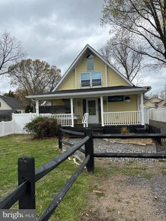 $1,775 | 115 Nelson Street, Colonial Beach, VA 22443