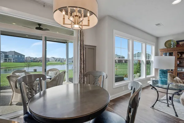 $349,500 | 4853 White Chapel Drive, Newburgh, IN 47630