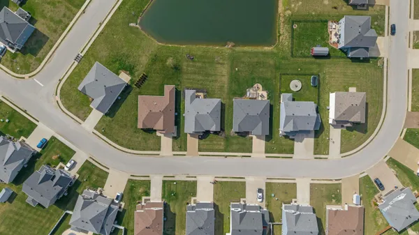 $349,500 | 4853 White Chapel Drive, Newburgh, IN 47630