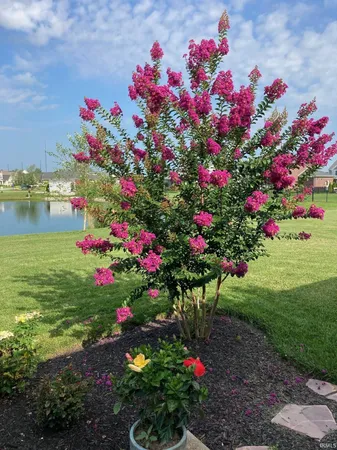 $349,500 | 4853 White Chapel Drive, Newburgh, IN 47630