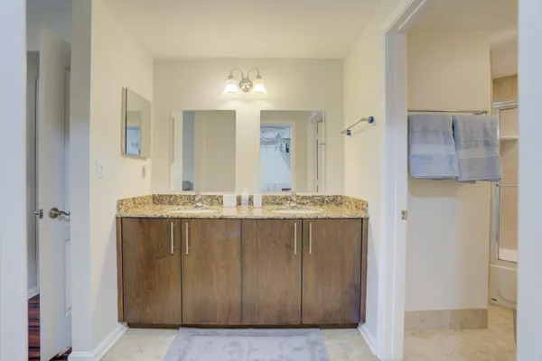 $2,400 | 200 Uno Lago Drive, Unit 202, Juno Beach, FL 33408