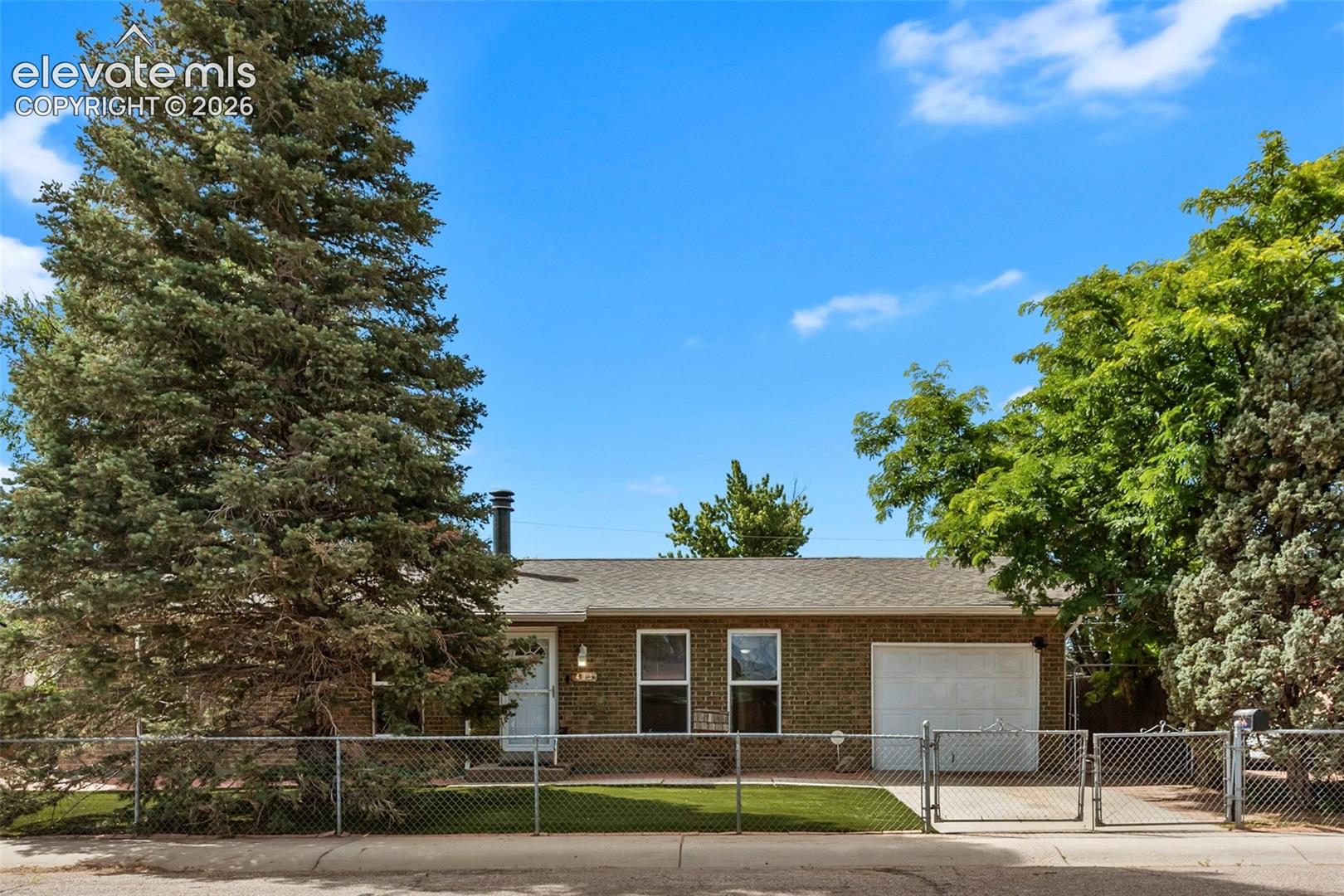 403 Shield Road Fountain, CO 80817 - Photo 4 of 44