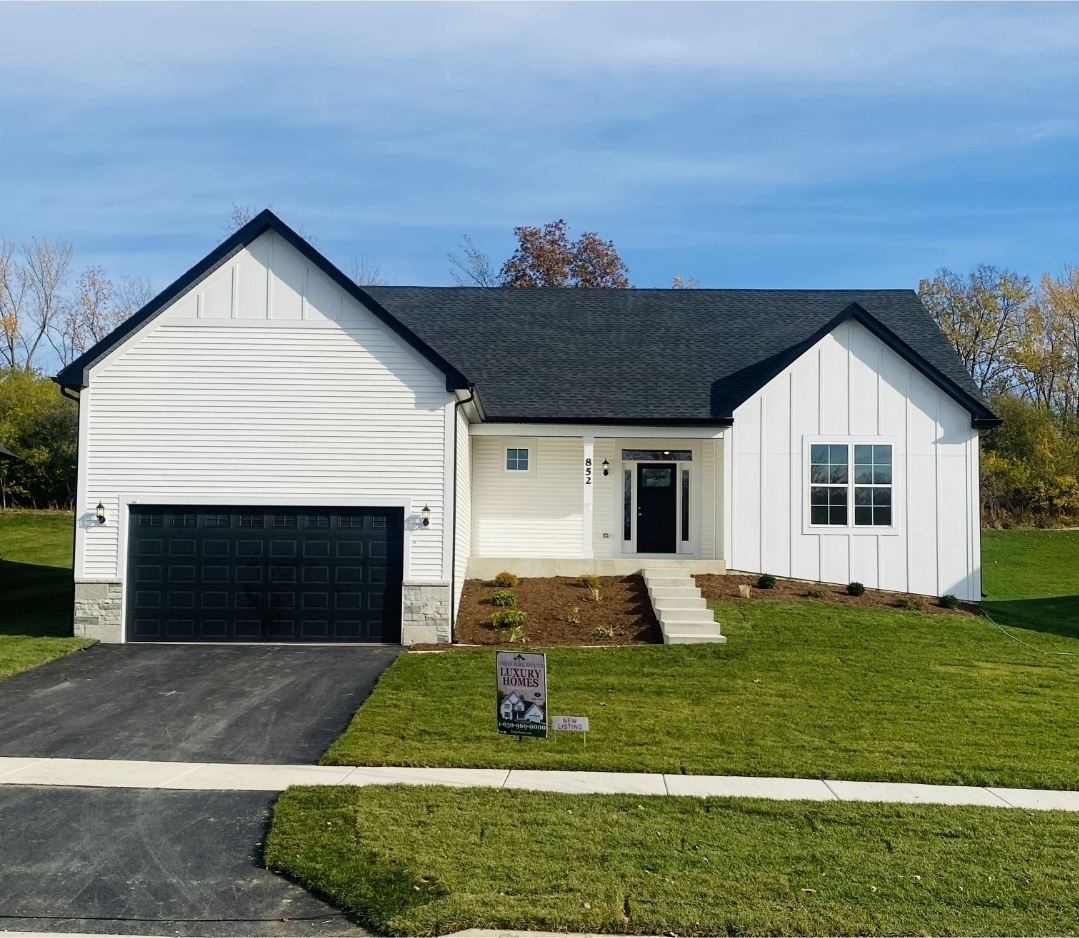 852 Timber Oak Yorkville, IL 60560 - Photo 1 of 27