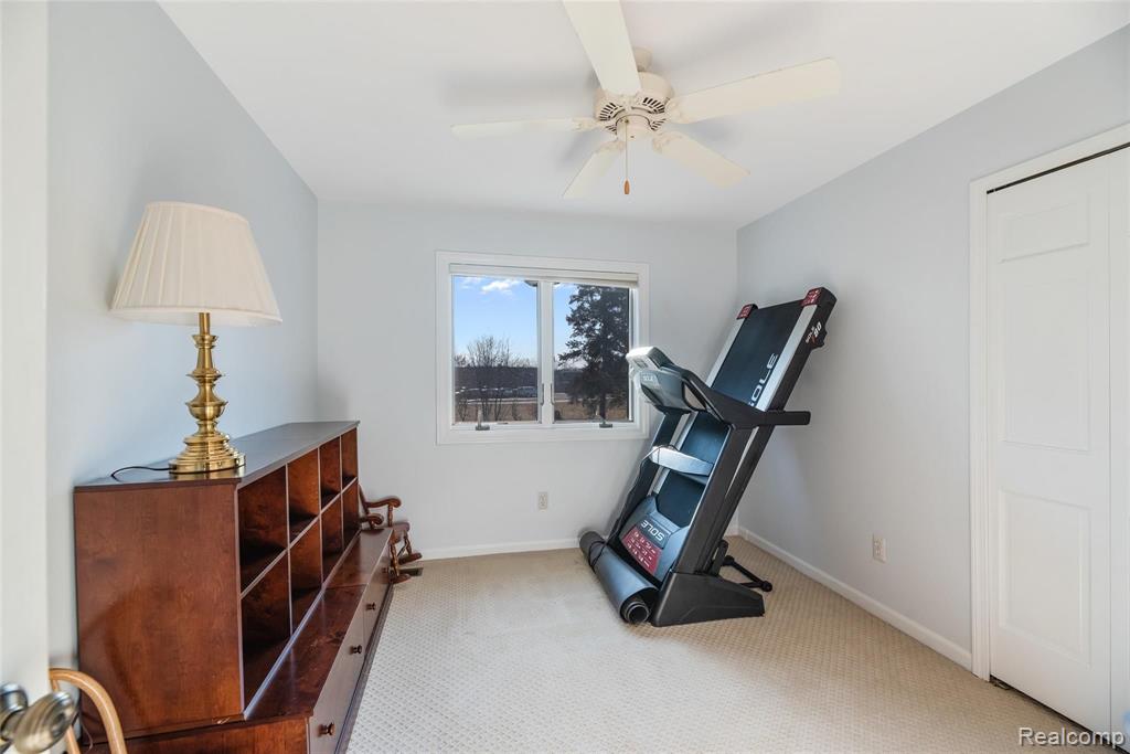 2633 Lambeth Park Rochester Hills, MI 48306 - Photo 33 of 40