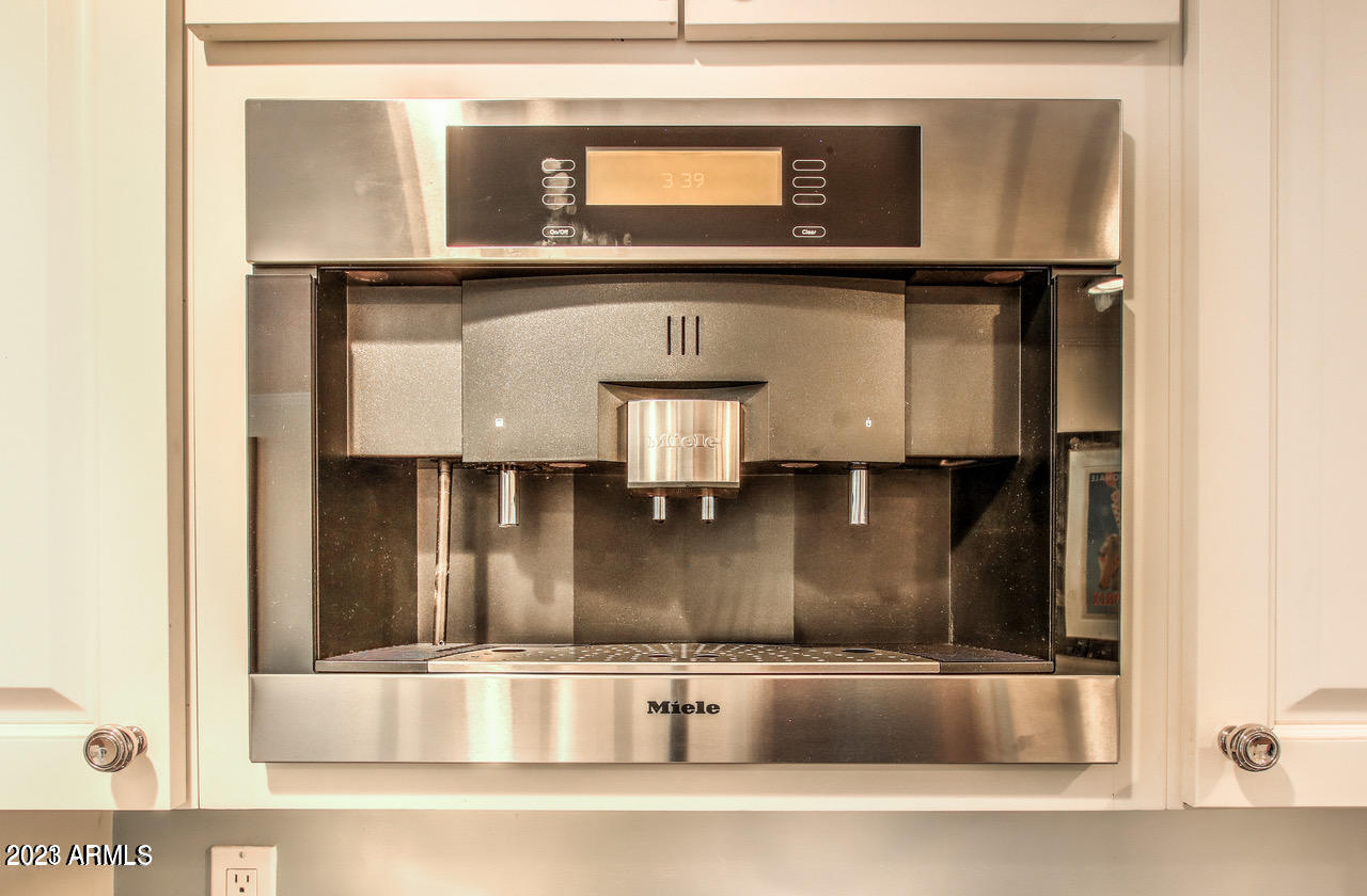 201 West Linger Lane Phoenix, AZ 85021 - Photo 18 of 48 Miele Coffee Bar