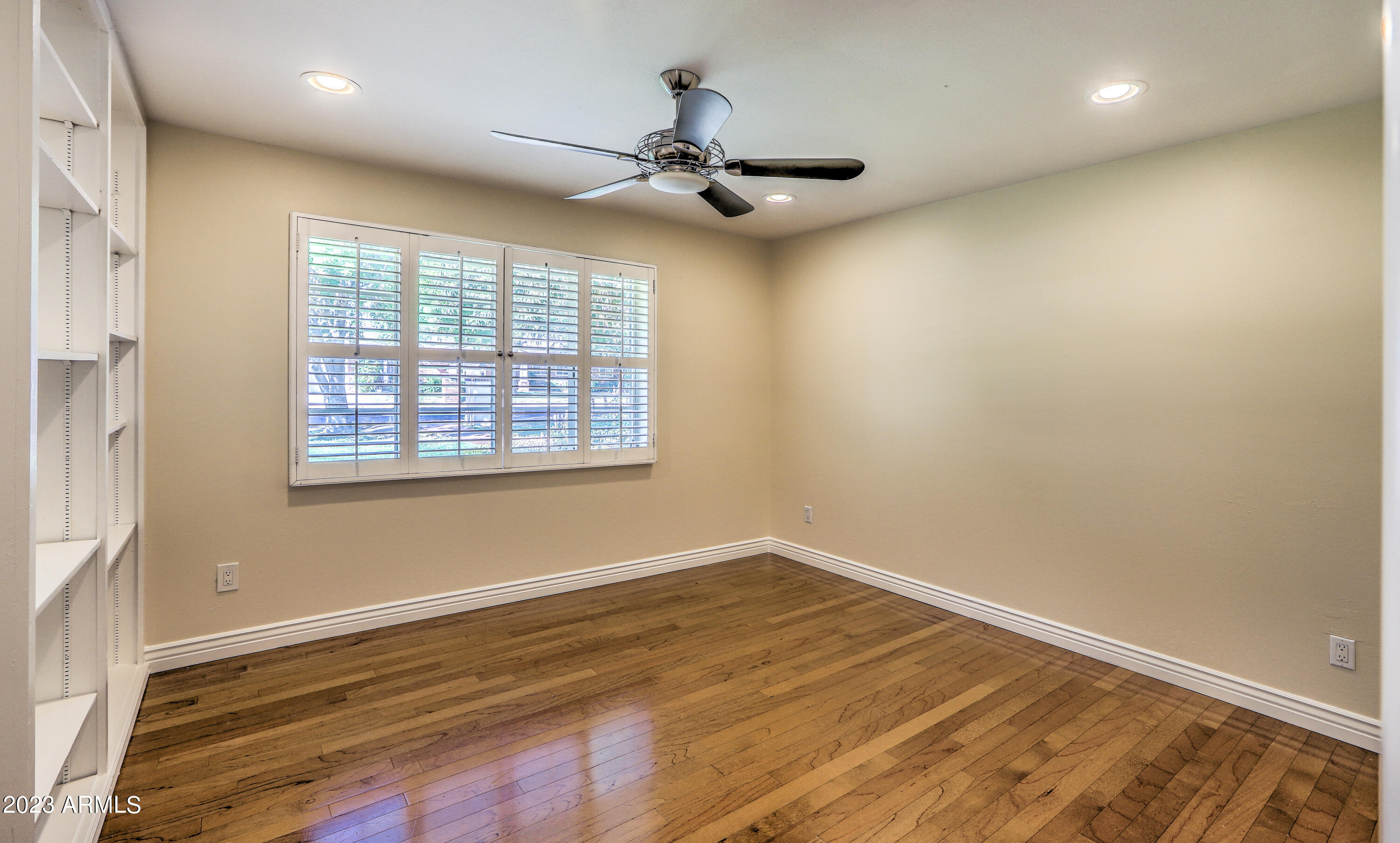 201 West Linger Lane Phoenix, AZ 85021 - Photo 37 of 48 Bedroom #4