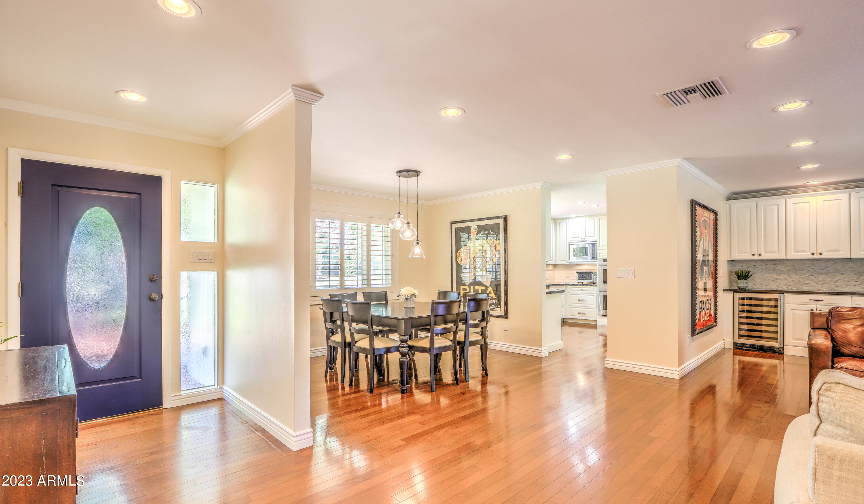 201 West Linger Lane Phoenix, AZ 85021 - Photo 5 of 48 View to Entry Way and Dining Room