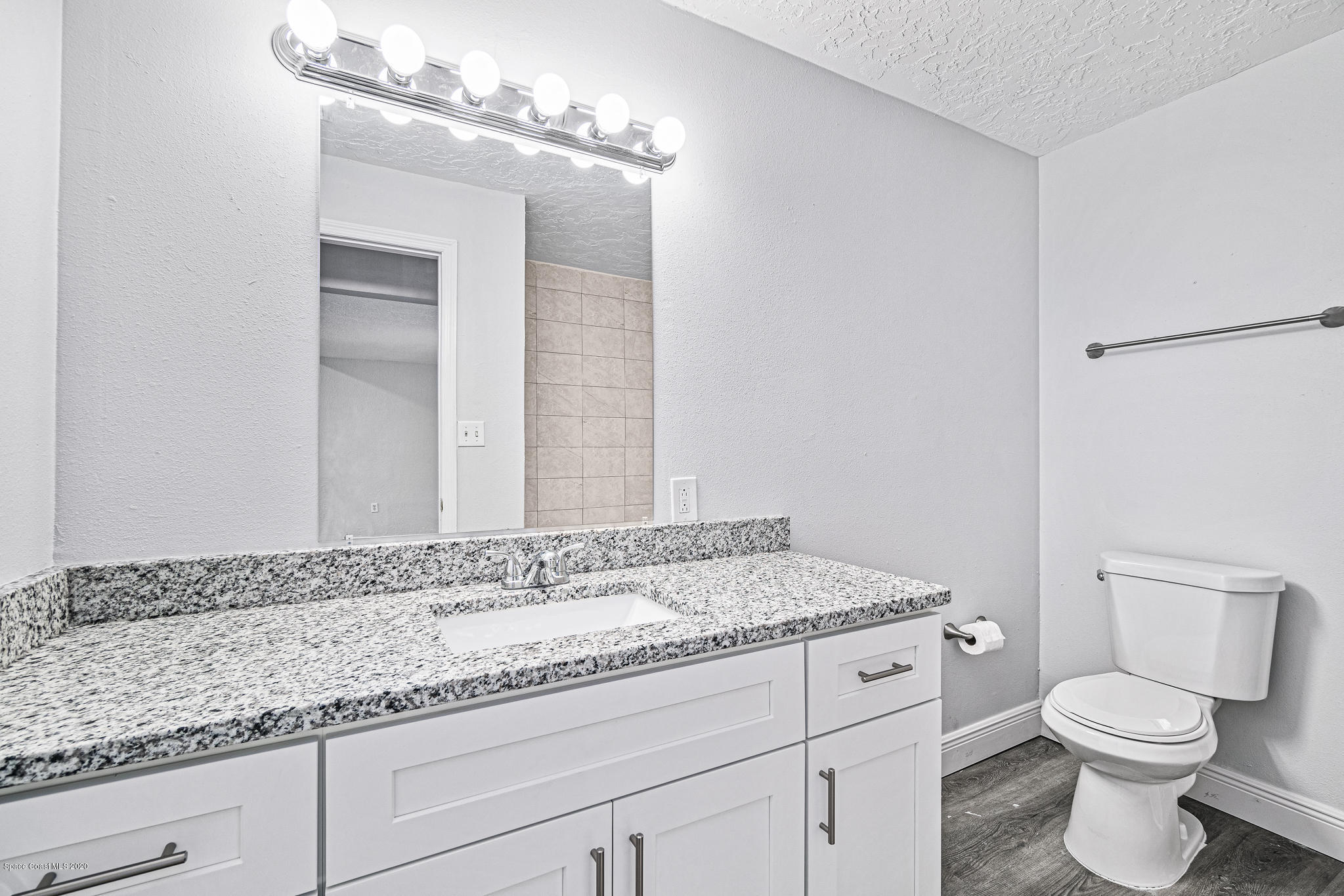 4205 Quechua Road Cocoa, FL 32927 - Photo 20 of 31 Guest Bath