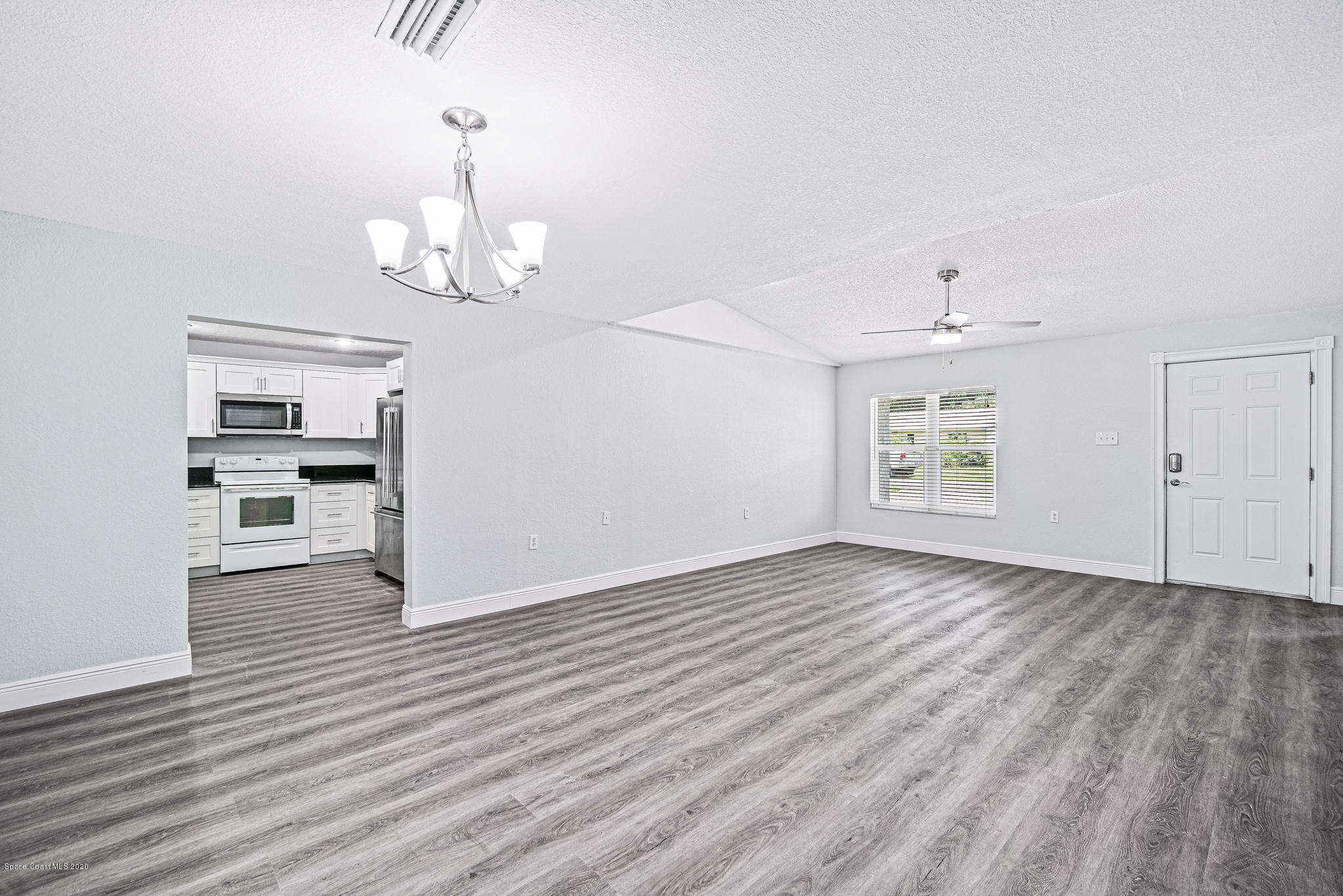 4205 Quechua Road Cocoa, FL 32927 - Photo 5 of 31 Dining Area