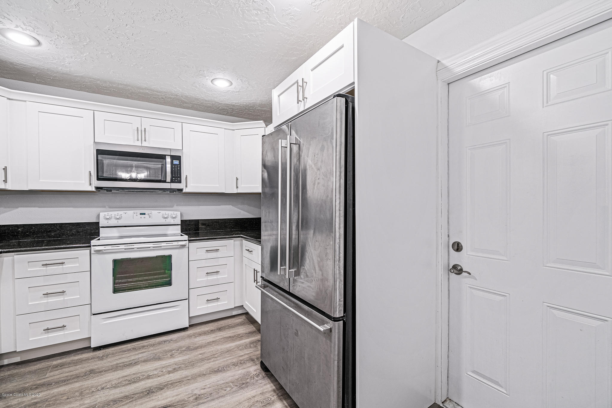 4205 Quechua Road Cocoa, FL 32927 - Photo 8 of 31 Kitchen