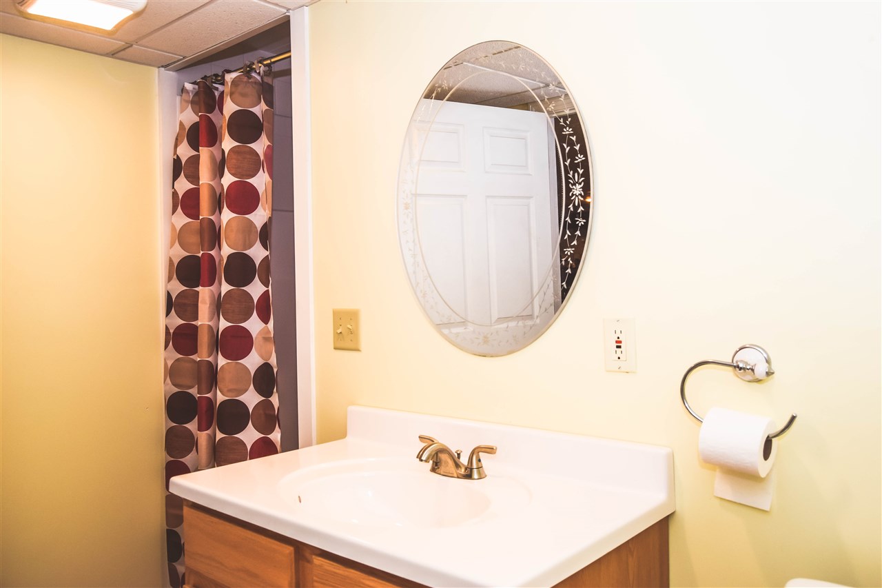 28 Meadow Lane Rochester, NH 03867 - Photo 29 of 39