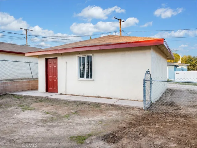 a view of outdoor space