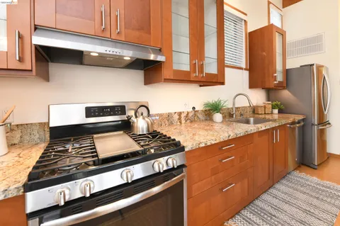 $1,275,000 | 2300 Ashby Avenue, Berkeley, CA 94705