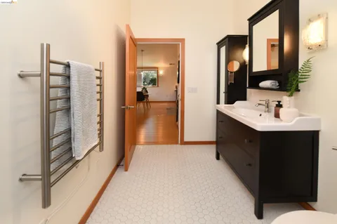 $1,275,000 | 2300 Ashby Avenue, Berkeley, CA 94705