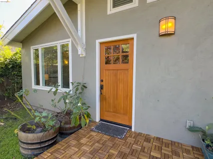 $1,275,000 | 2300 Ashby Avenue, Berkeley, CA 94705