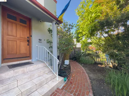 $1,275,000 | 2300 Ashby Avenue, Berkeley, CA 94705