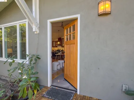$1,275,000 | 2300 Ashby Avenue, Berkeley, CA 94705
