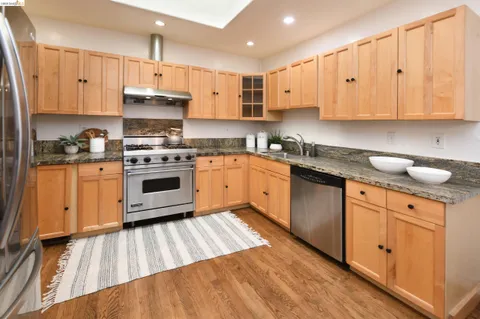 $1,275,000 | 2300 Ashby Avenue, Berkeley, CA 94705