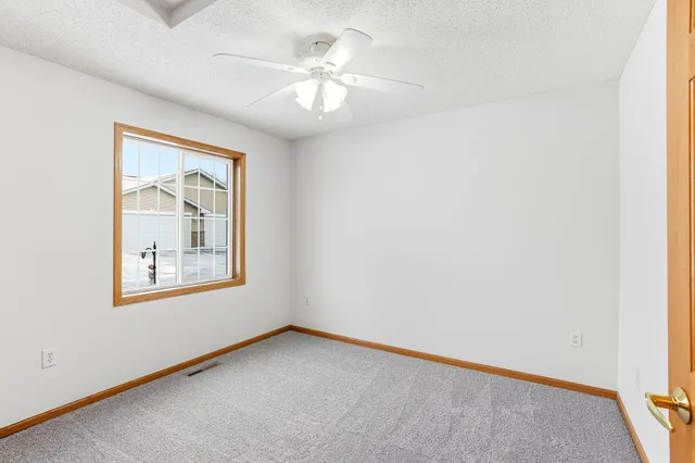 $320,000 | 6140 150th Street North, Hugo, MN 55038