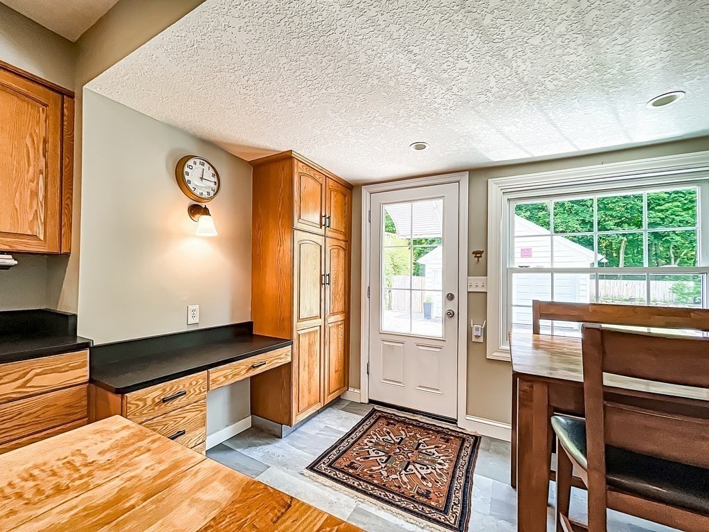 73 Allen Road Longmeadow, MA 01106 - Photo 11 of 41 Gallery Image 11